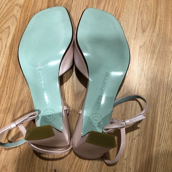 Liz Claiborne Women’s Zelma Rosa Luster Kidskin Sandals - Picture 3 of 9